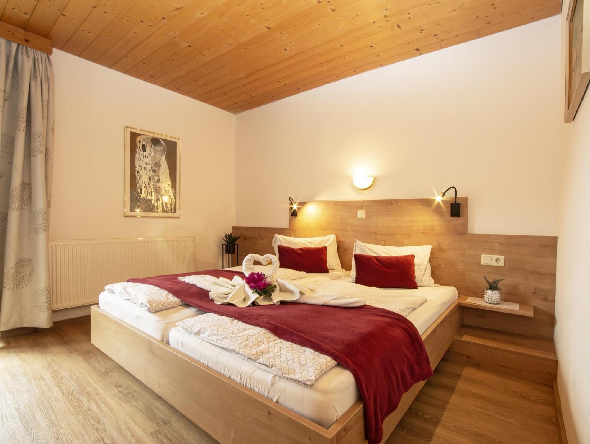 מלון אלטנמרקט אים פונגאו Haus Sonnleitn מראה חיצוני תמונה
